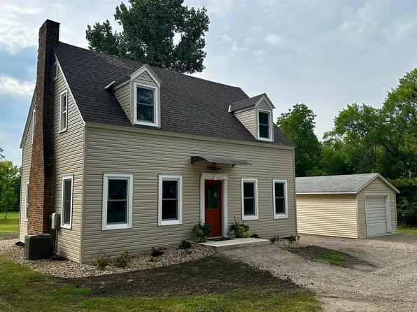 405 Main St, Alberta, MN 56207