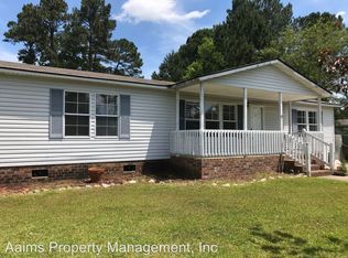 2630 Oglesby Dr, Raeford, NC 28376