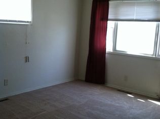 3128 SE Humboldt St, Topeka, KS 66605
