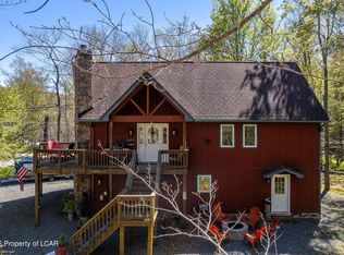 329 Maxatawny Dr, Pocono Lake, PA 18347