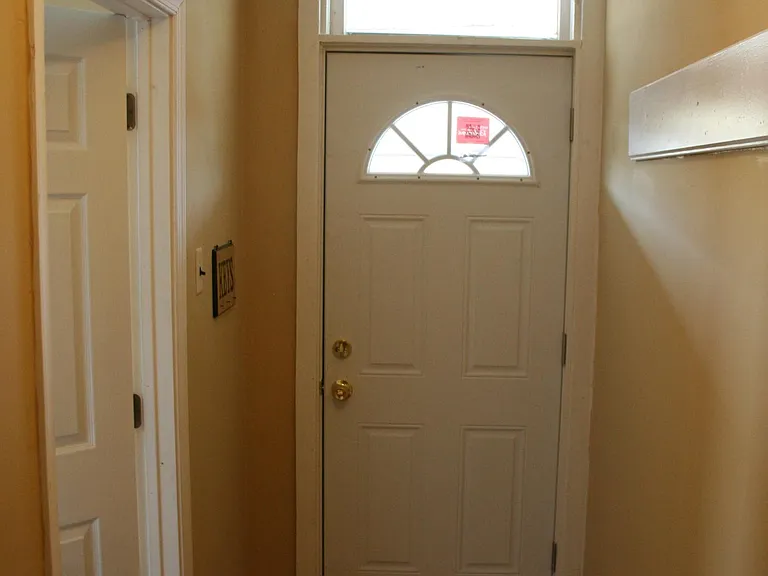 115 Saint Elmo St — Photo 4