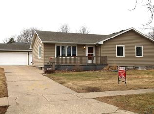 1009 S Tama St, Rock Rapids, IA 51246