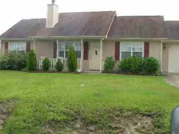 439 Dion Dr, Hubert, NC 28539