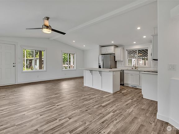 5th image of 1111 Archwood Drive SW #409