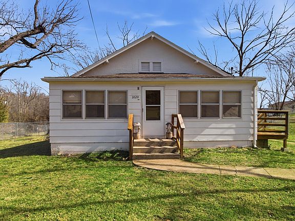 5th image of 1020 Sycamore Street