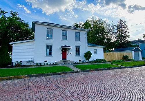 618 E Vine St #618 Photo 1