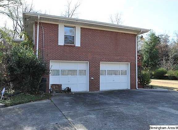 2 Car Garage and Huge Driveway