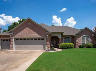 1130 Clarence Dr, Conway, AR 72034