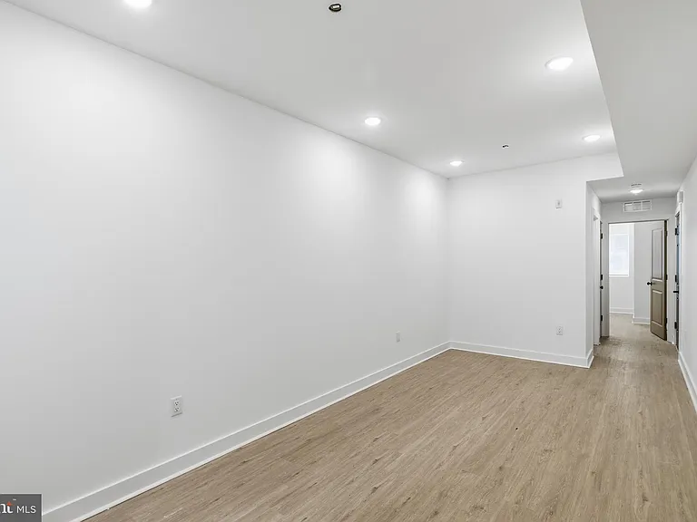 863 N 43rd St #2 — Photo 9