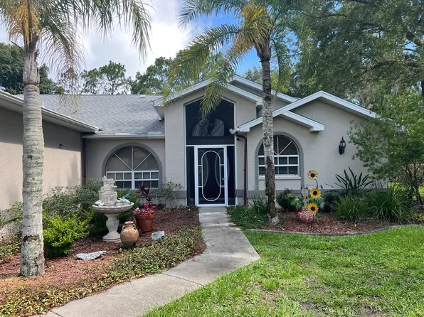 31 Cypress Blvd E, Homosassa, FL 34446