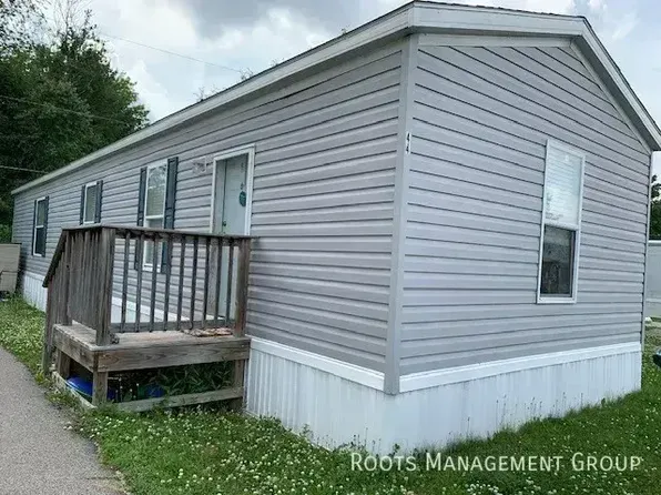 44 Kris Dr #K44, Bloomington, IL 61704