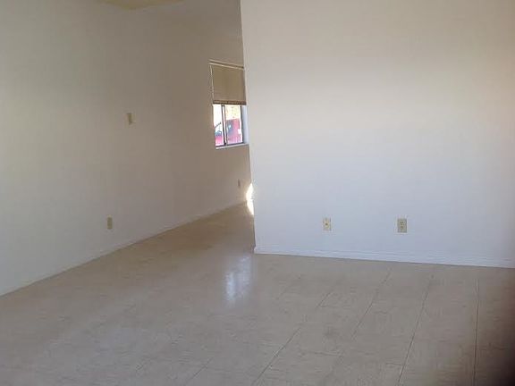 2nd image of 11536 S Phoenix Dr