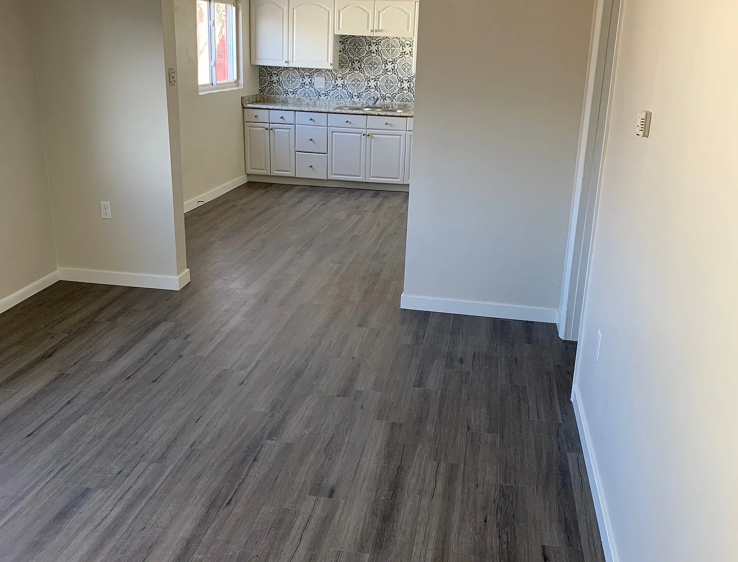 3 bed, 1100 sqft, $1,900 — Photo 3
