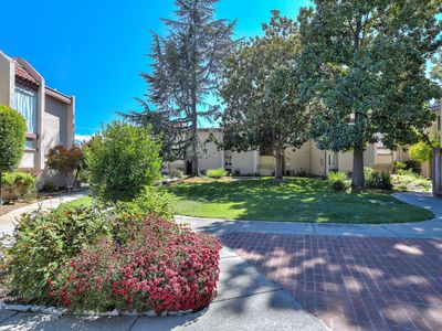 830 Hooshang Ct, Cupertino, CA, 95014