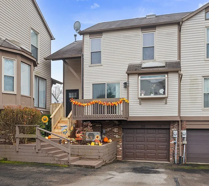 220 Spring Run Dr photo 1