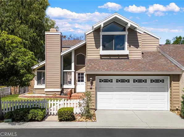 24 Capstone #33, Irvine, CA 92606