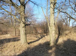 2330 N Lake Pleasant Rd, Hillsdale, MI 49242