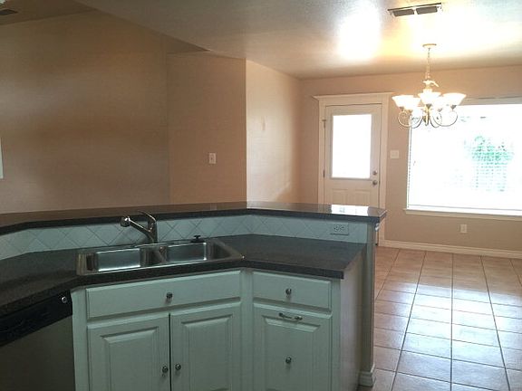 2nd image of 2340 Concord Pl