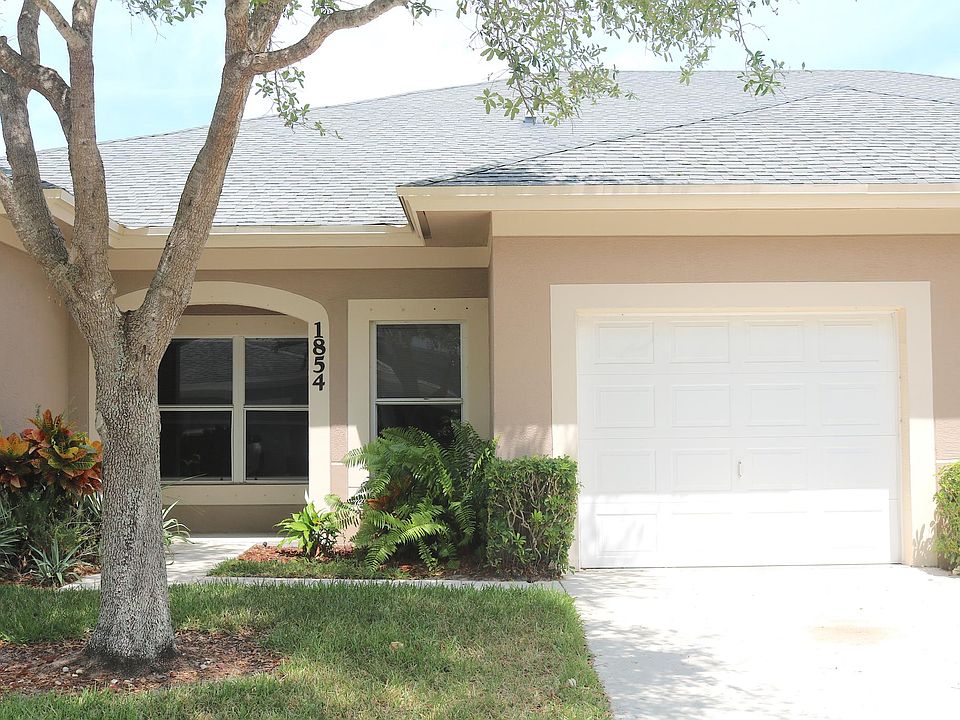 1st image of 1854 Pelican Dr
