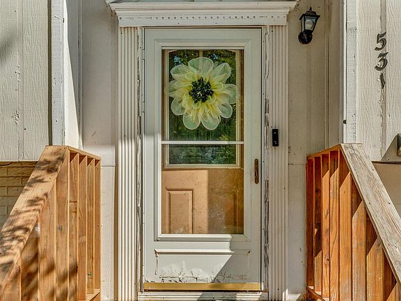 5th image of 531 N Milton St