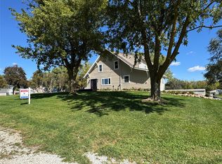 100 8th St, Adair, IA 50002