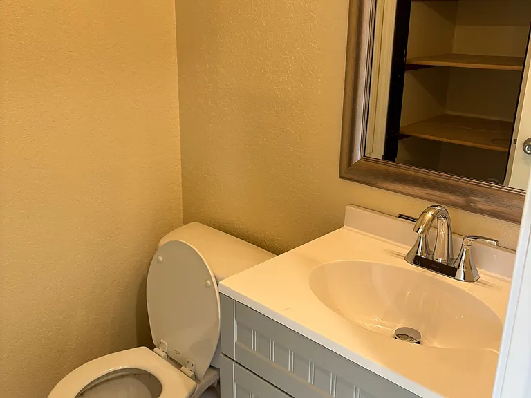 3922 Rucker Ave #6 — Photo 4