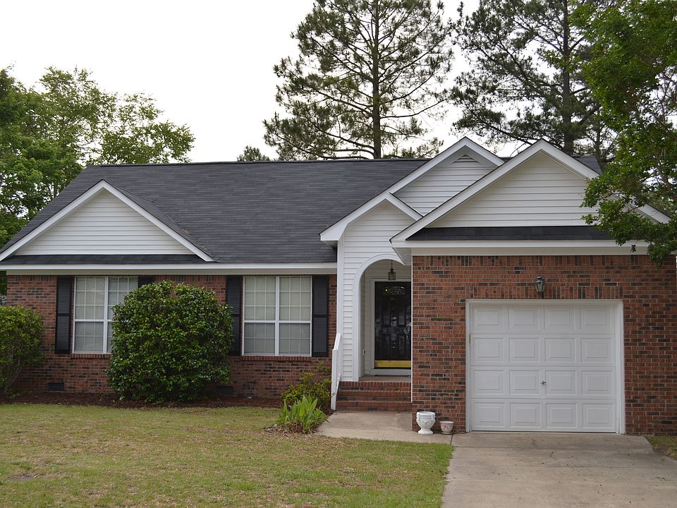 1st image of 200 Bradford Ln