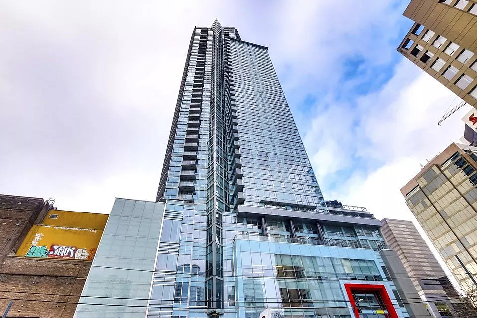 1st image of 833 Seymour St #3010