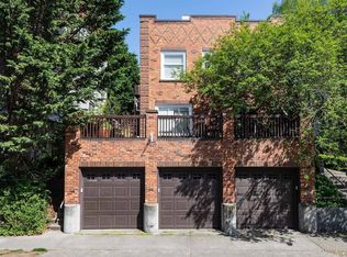 Cambridge Court, Seattle, WA 98102