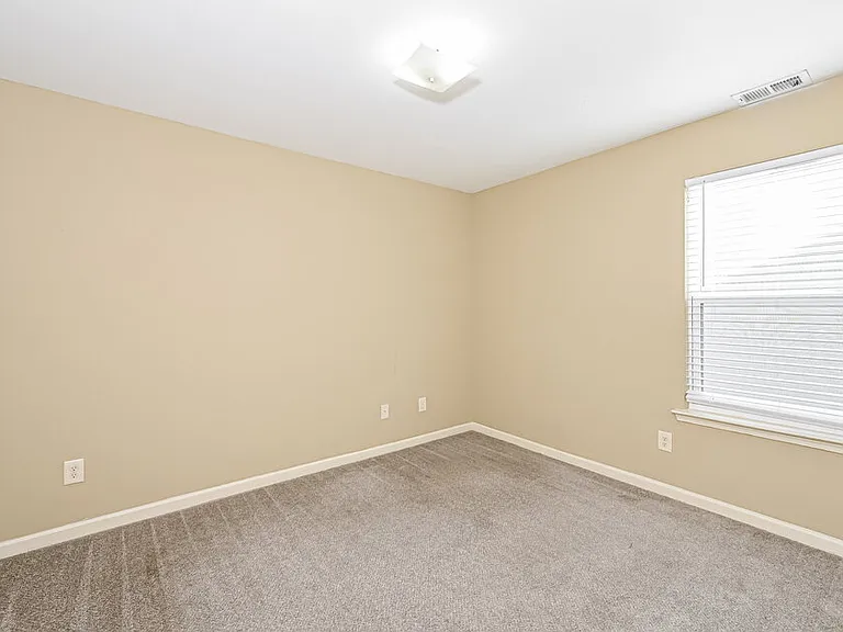 124 Hillcrest Cir — Photo 14