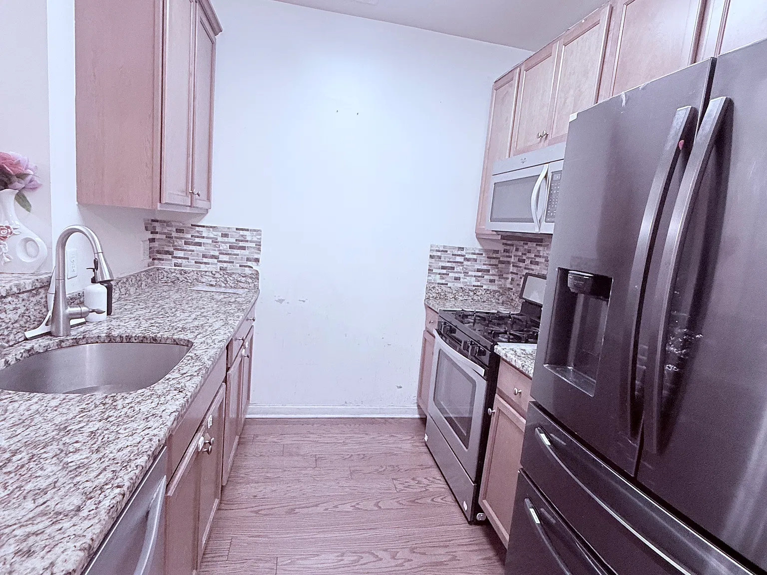 2 bed, 1145 sqft, $2,500 — Photo 4