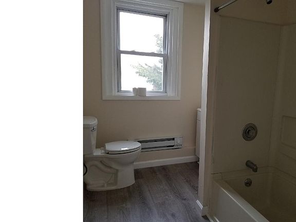 4th image of 6 Wallace Ave