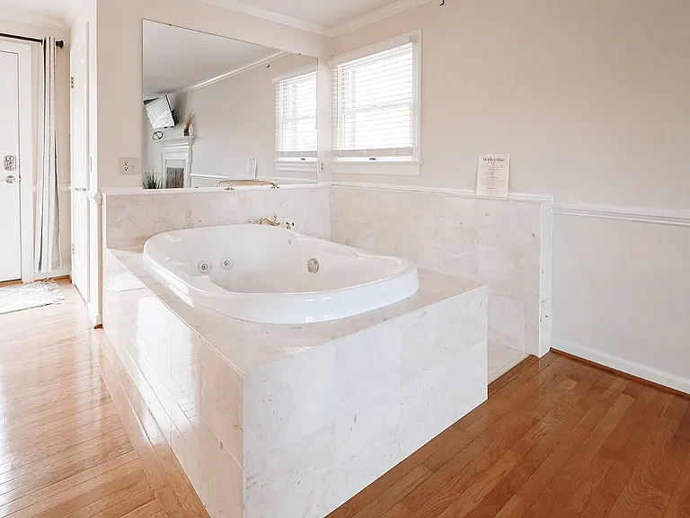589 Moore Rd #A — Photo 12