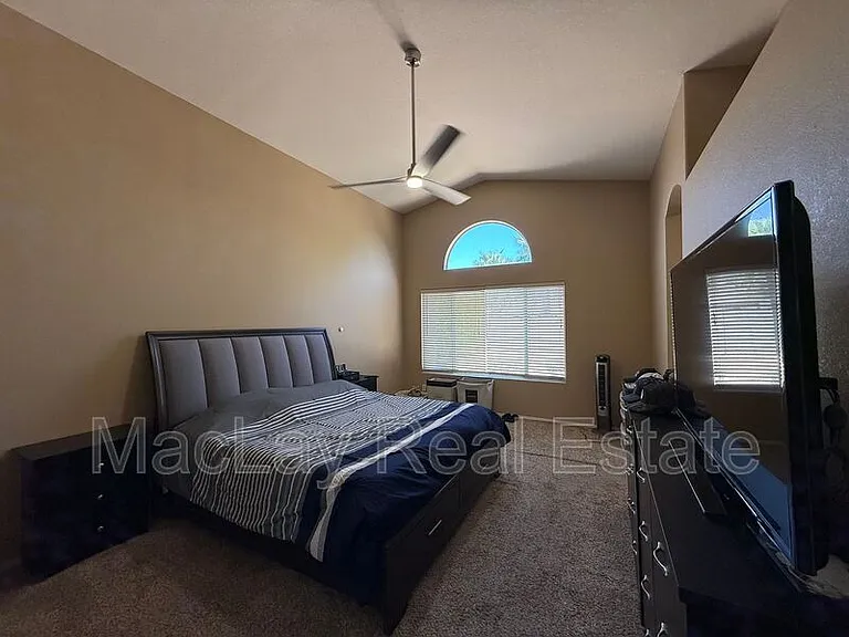 450 W Musket Pl — Photo 13