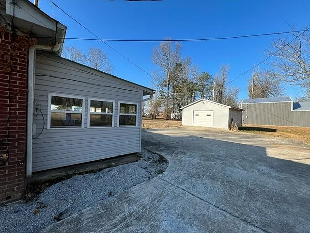 4890 Alabama 157 (Red House) - 1 — Photo 2