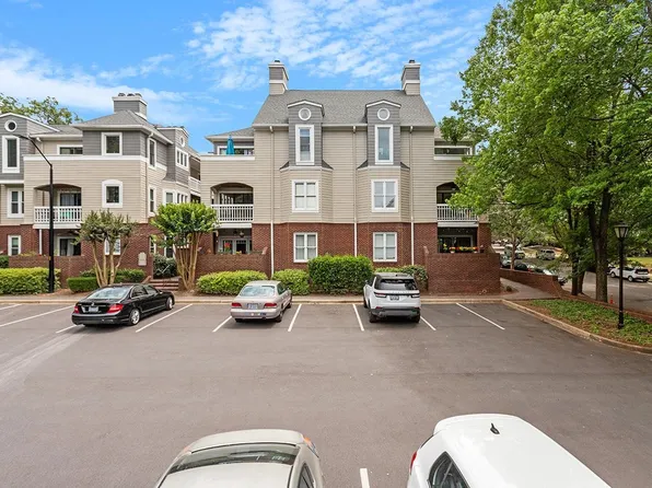 1021 Brighthurst Dr Unit 203, Raleigh, NC 27605