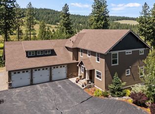 7116 S Linke Rd, Greenacres, WA 99016