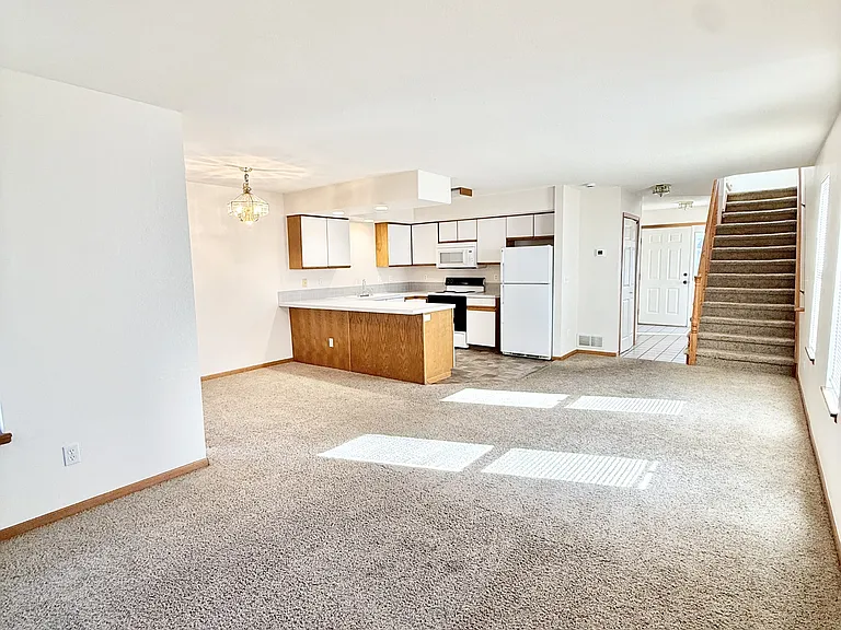 1637 Westbridge Dr #1 — Photo 11