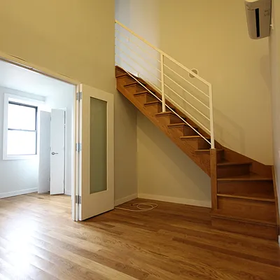 Rented by Nooklyn NYC LLC | media 105