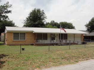 102 Laird Ln, Athens, TX 75751