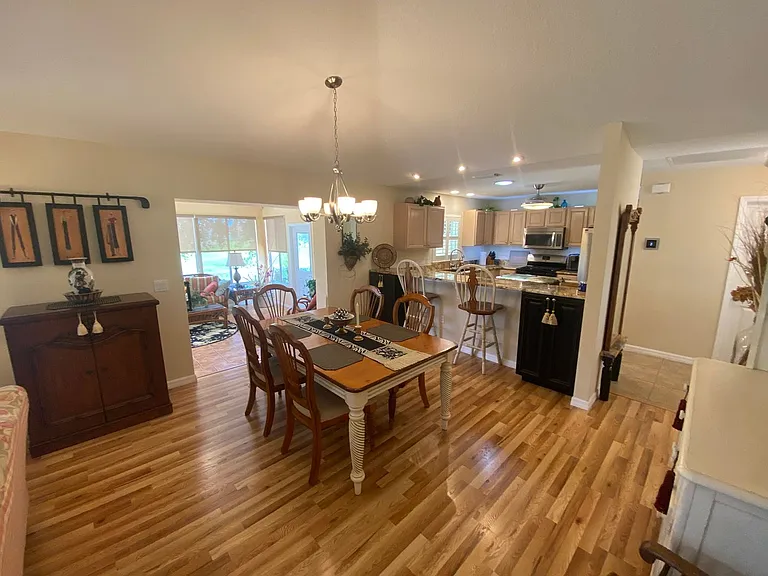 3301 Archer Ave — Photo 11