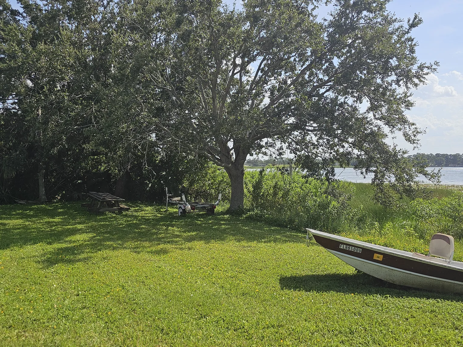 2 bed, $1,050 — Photo 4