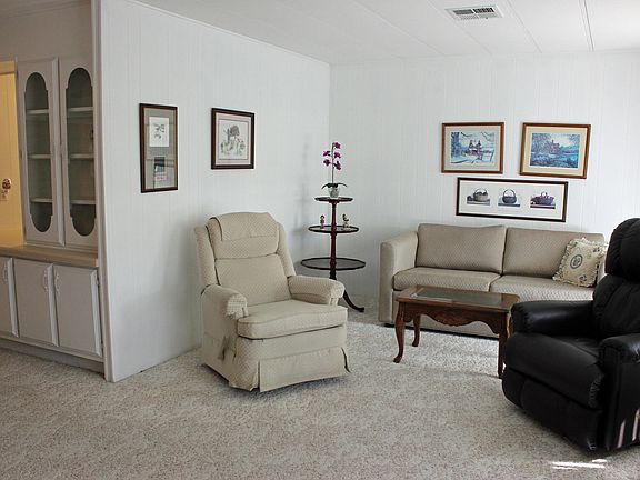 3rd image of 3535 Linda Vista Dr Space 103