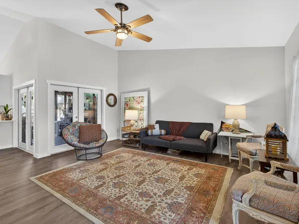 112 Sherwood Circle #5d, Jupiter, FL 33458