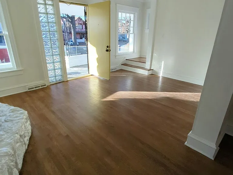 4119 S Benton Ave — Photo 14