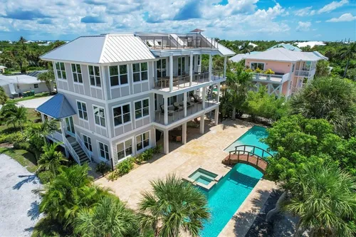 300 Gasparilla St Photo 1