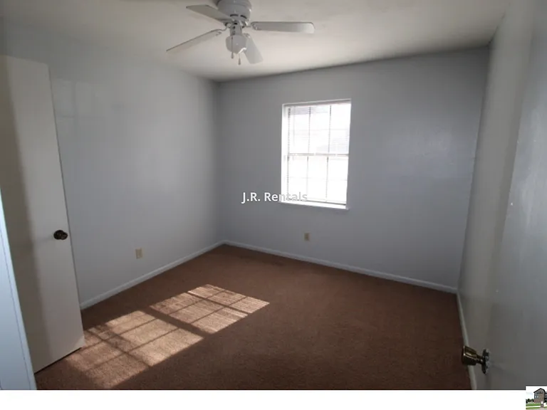 803 Michelle Dr — Photo 20