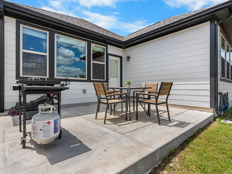 283 Tolo Dr — Photo 15
