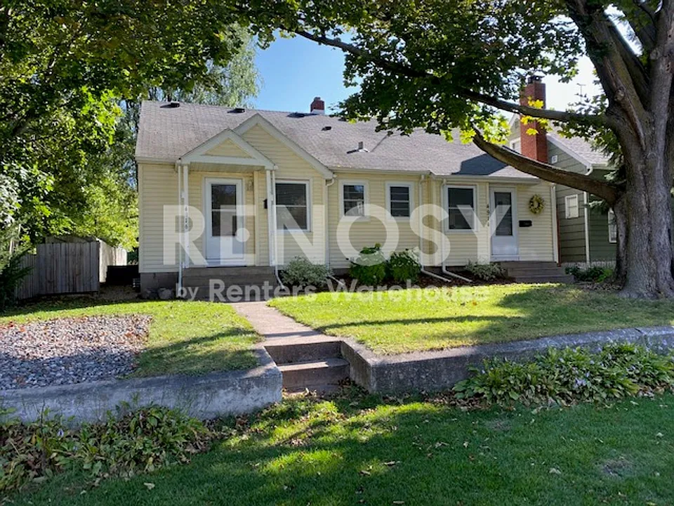 4916 Morehead Ave