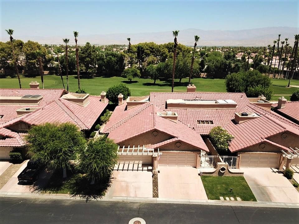 2nd image of 77676 N Woodhaven Dr